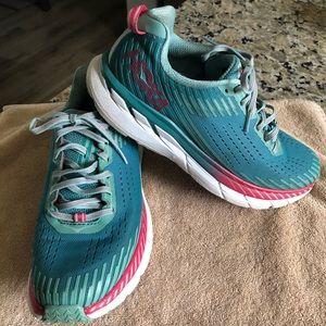 Hoka Womens Shoes